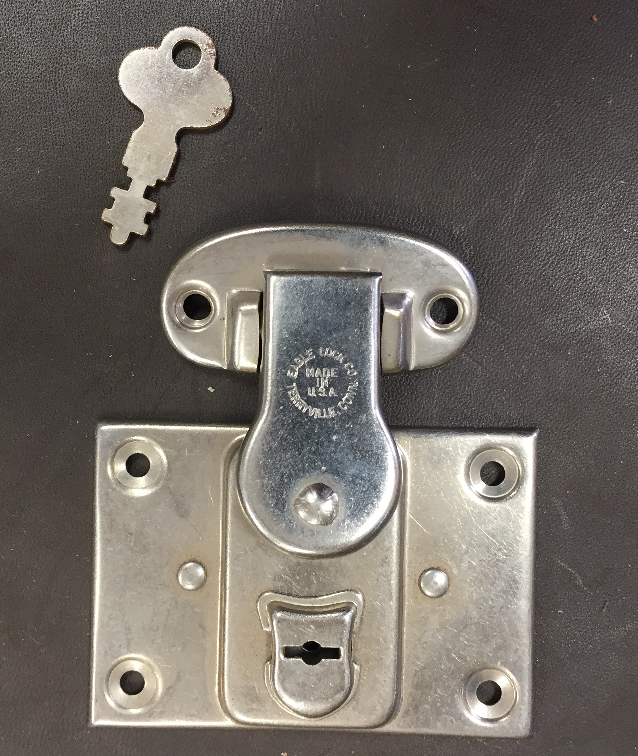 How to Pick an Old Trunk Lock? - 2 Simple Ways