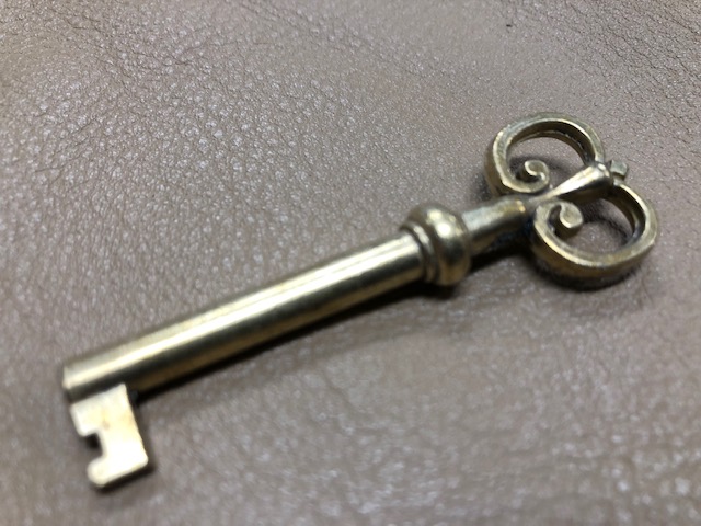 Vtg Antique Old Corbin WHEARY Flat Steamer Trunk Chest Box Case Lock Key  WBS10