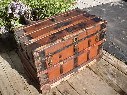 Standard canvas covered trunk