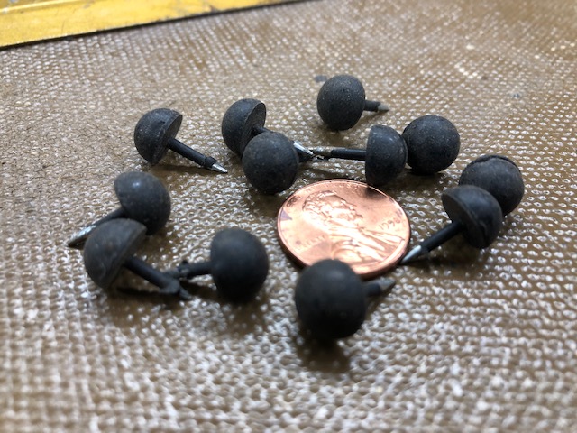 rubber bumper feet on tacks for boxes