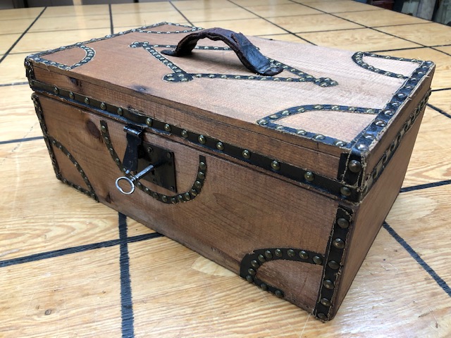 small antique trunk for sale