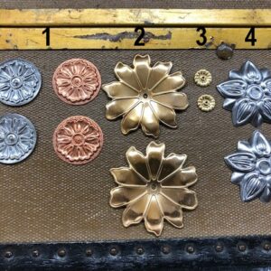 Four Styles of Decorative Steamer Trunk Rosettes