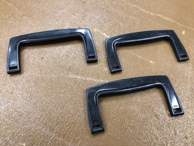 Replacement Luggage & Suitcase Handles, Brettuns Village