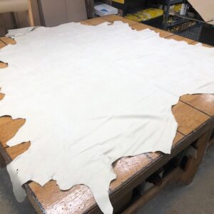 Whole USA Cattlehides of Upholstery or Garment Leather in Off White