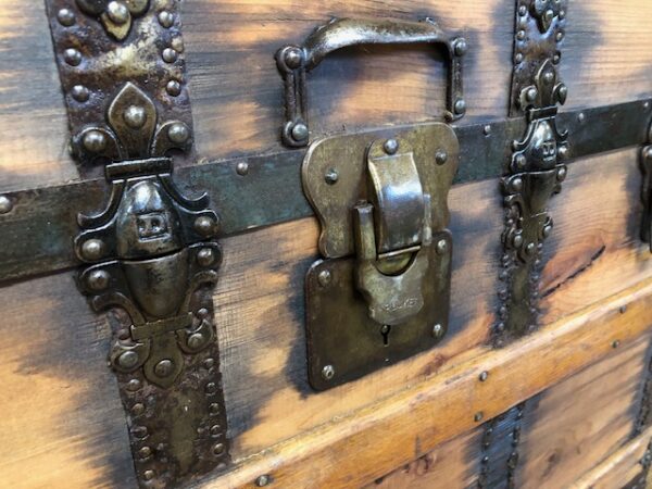 T1996 Very Sturdy 1880s Trunk Made by Drucker