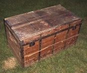Larger Civil War big box trunk before restoration